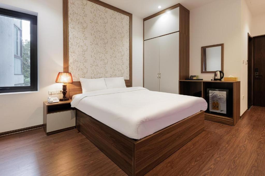 Le Grand Hn - By Bay Luxury